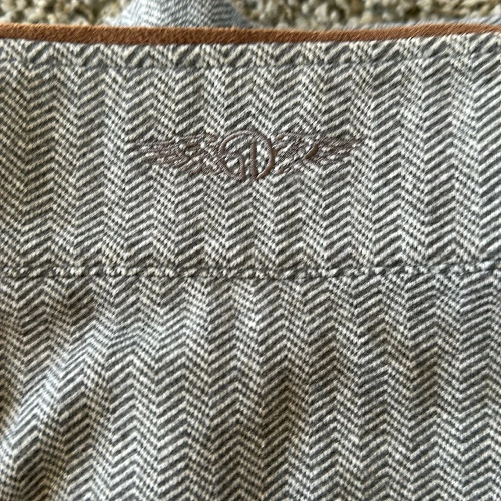 Straight down pullover - Picture 4 of 4